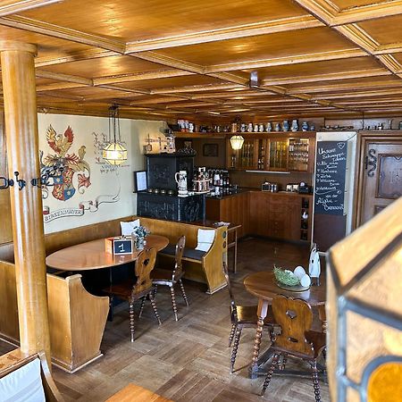 אולם Gasthof Zum Ritter - A Cozy Historical Landmark מראה חיצוני תמונה