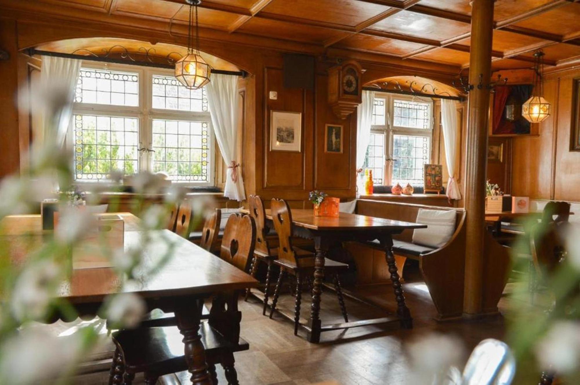 אולם Gasthof Zum Ritter - A Cozy Historical Landmark מראה חיצוני תמונה